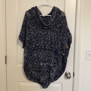 NWOT Two-One-Two New York women’s blue white‎ knit buttoned poncho cowl sweater